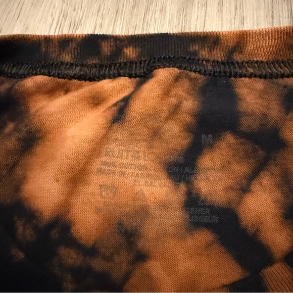 NEW Hand Dyed Black & Orange Maple Leaf Reverse Tie-Dye Bleach-Dyed T-Shirt MeD - Picture 5 of 5